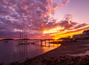 Atardecer en Bar Harbor, Maine; Crédito: Getty