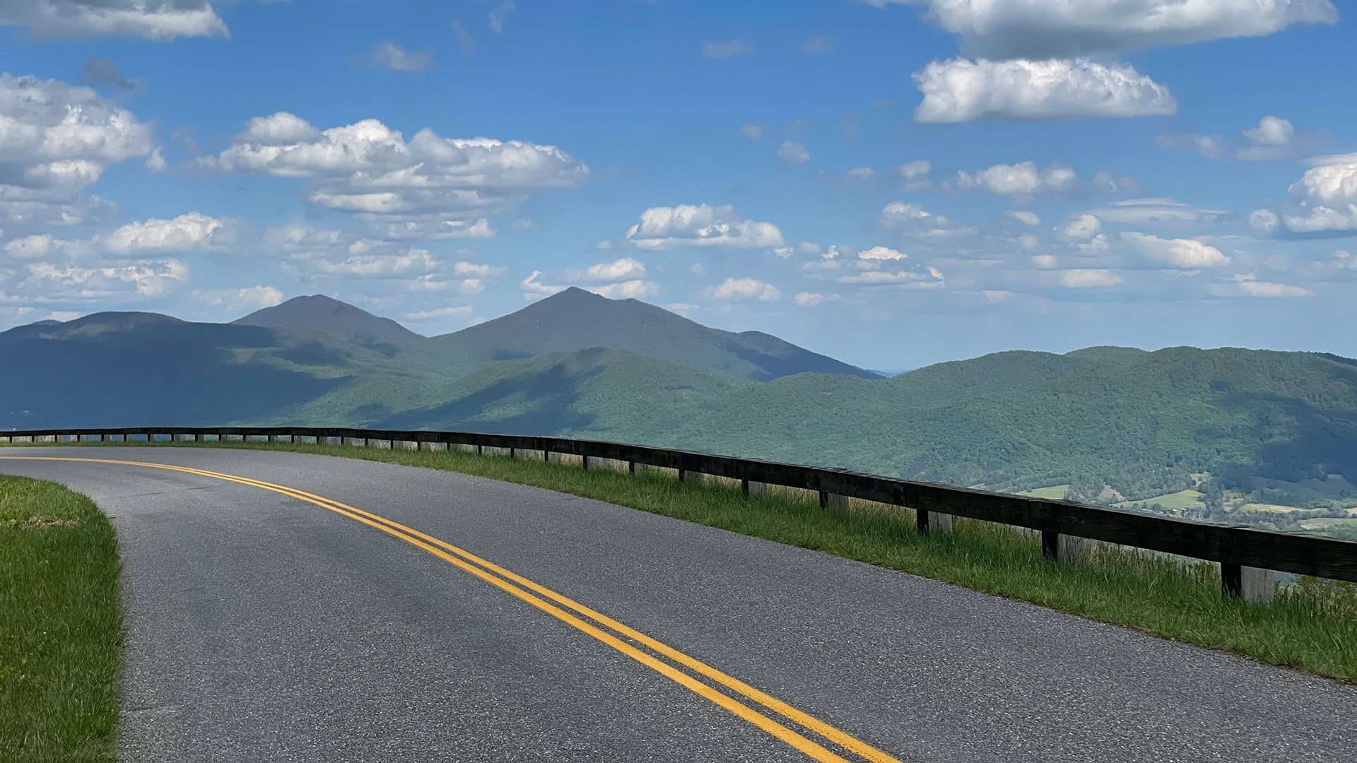 The Blue Ridge Parkway in Virginia; Credit: Brian Wells