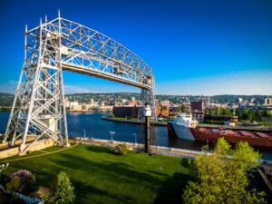 Le pont levant aérien à Duluth, Minnesota