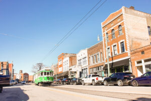 Un tram che percorre South Main Street a Memphis, Tennessee; Foto di: Alex Shansky