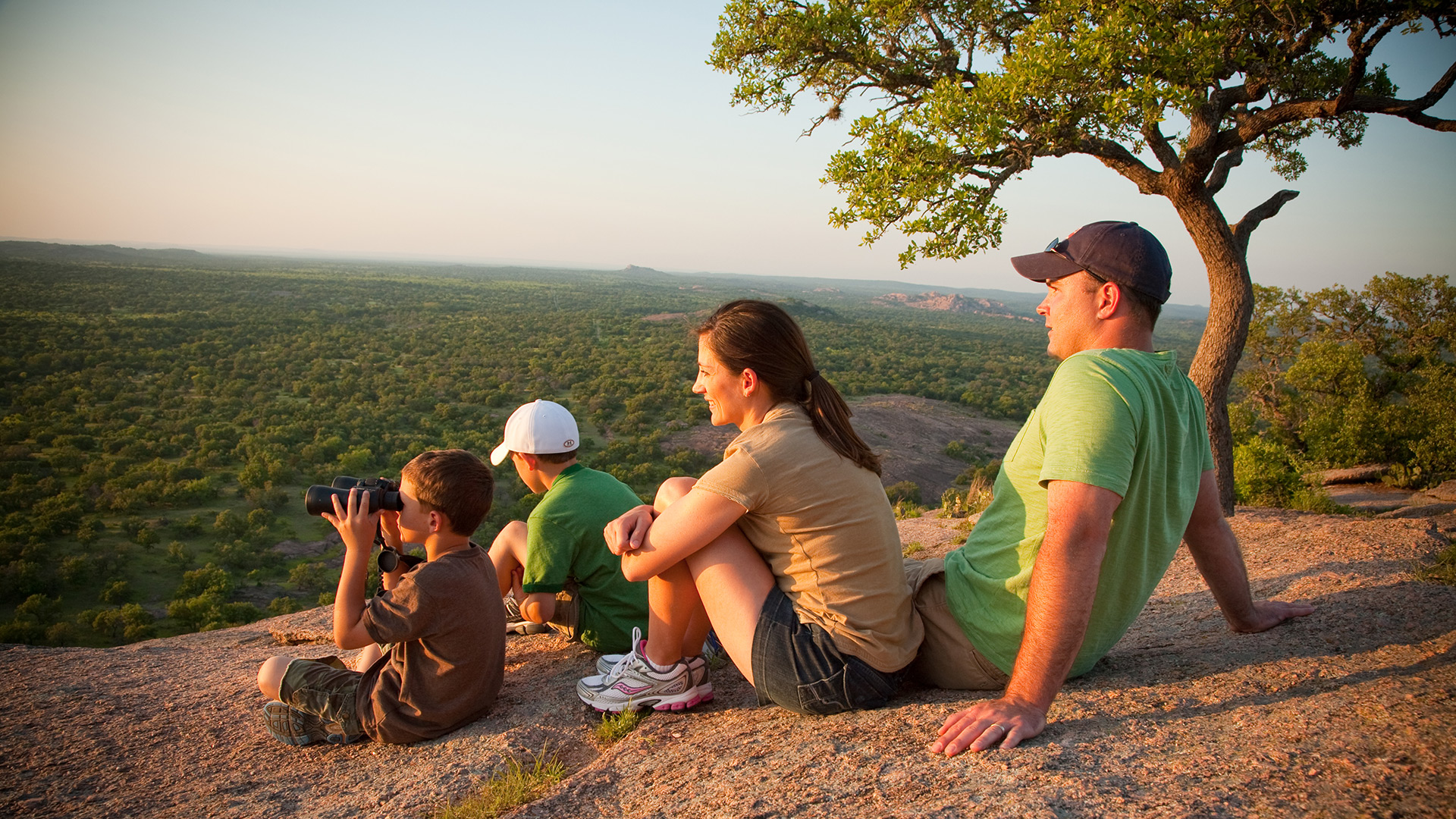 Enchanted Rock en Fredericksburg, Texas; Crédito: Steve Rawls