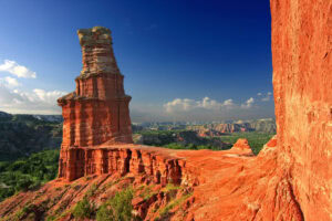 La formación rocosa El Faro en el Parque Estatal Palo Duro Canyon, cerca de Amarillo, Texas.